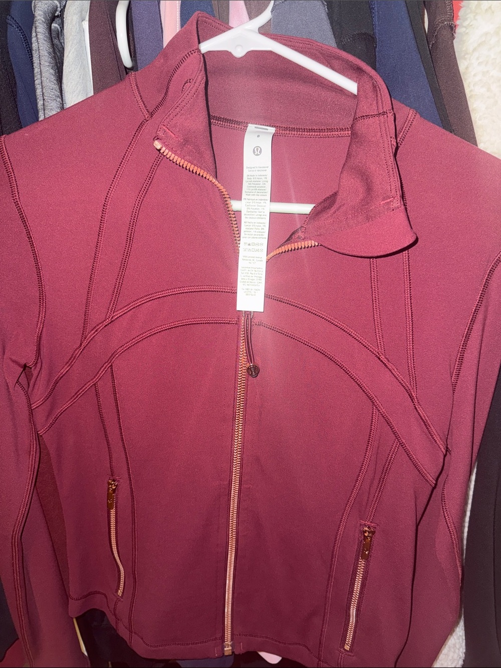lululemon athletica Women's nulu cropped jacket size 8 , new condition
